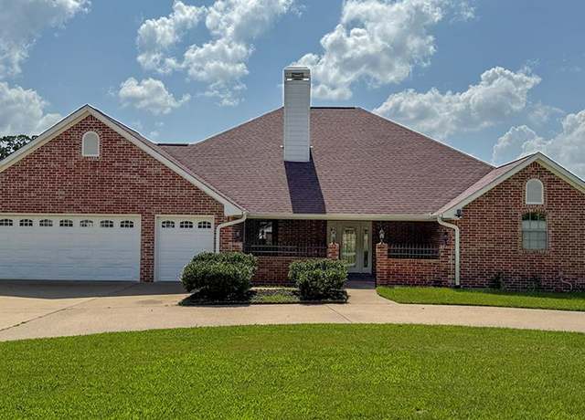 Property at 17778 Country Club Dr, Kemp, TX 75143, 3 beds, 3 baths