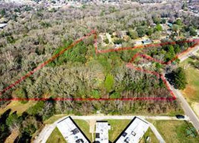 Property at 305 Frizzell St, Athens, TX 75751
