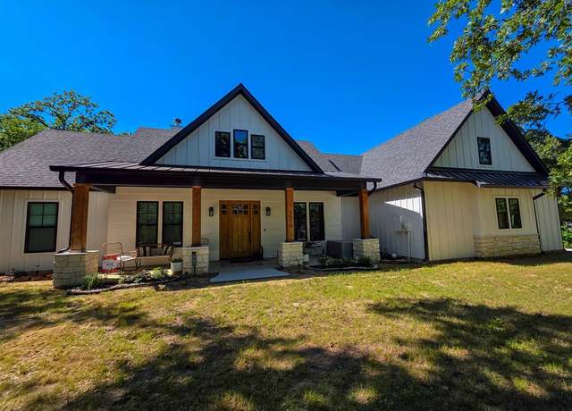 Property at 7510 Dogwood Trl, Athens, TX 75751, 4 beds, 2.5 baths