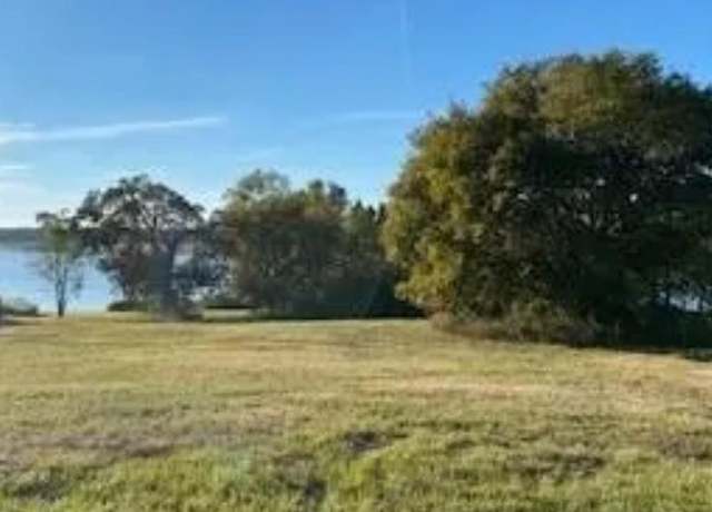 Property at 64 Shore Crest Way, Athens, TX 75752