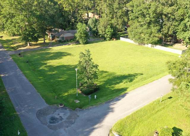 Property at 5 Rolling Hills Dr, Laurel, MS 39440