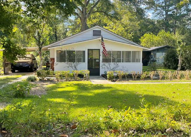 Property at 11 Sanderson Rd, Ellisville, MS 39437, 3 beds, 1 bath