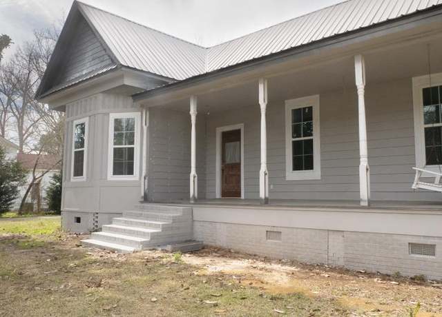 Property at 1015 Moselle Rd, Moselle, MS 39459, 3 beds, 2 baths