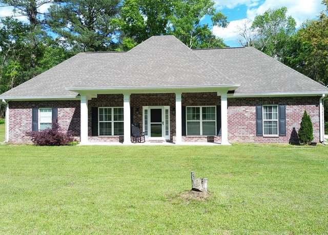 Property at 1108 Hoy Rd, Laurel, MS 39443, 4 beds, 2 baths