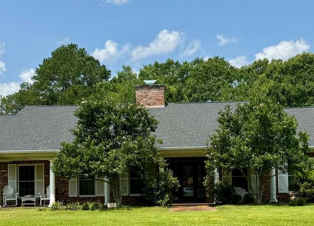 Property at 2204 Old Bay Springs Rd, Laurel, MS 39440, 3 beds, 3.5 baths