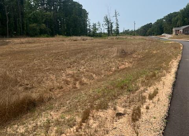 Property at 27 Forest Glen Dr, Laurel, MS 39443