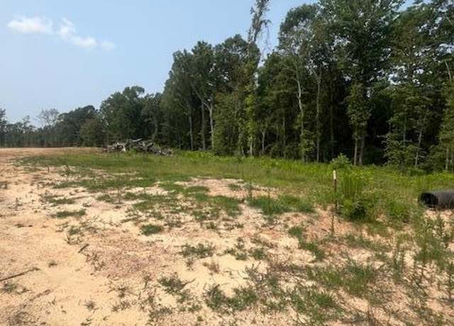 Property at 50 Forest Glen Dr, Laurel, MS 39443