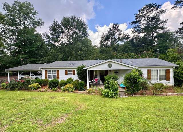 Property at 277 Service Rd, Laurel, MS 39443, 3 beds, 2 baths
