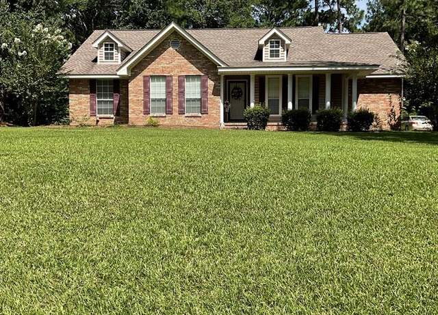 Property at 65 Wildwood Trl, Petal, MS 39465, 3 beds, 2 baths
