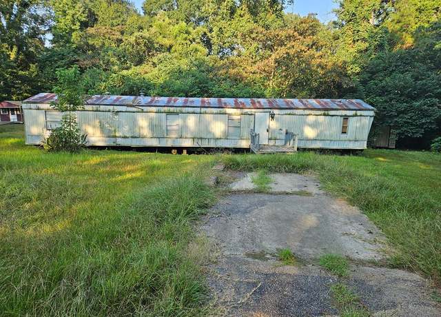 Property at 16 Azalea Ln, Natchez, MS 39120, 3 beds, 2 baths