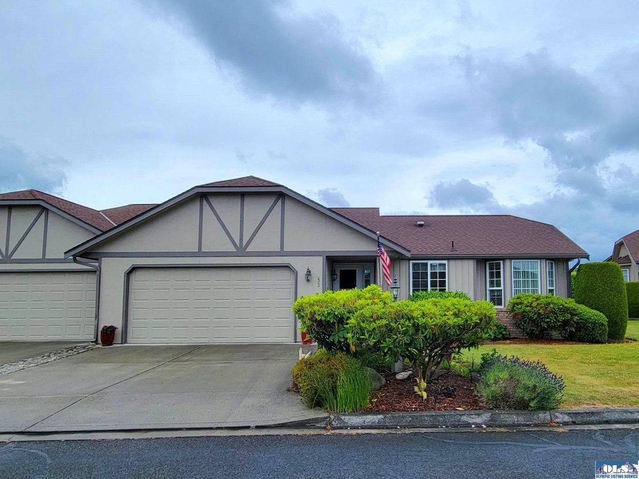 633 W Stratford Ct, Sequim, WA 98382 | MLS# 370824 | Redfin