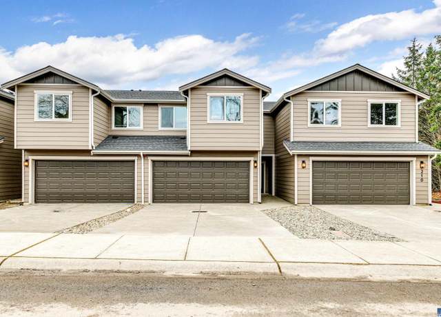 Property at 208 Creekside Dr, Port Angeles, WA 98362, 4 beds, 2.5 baths