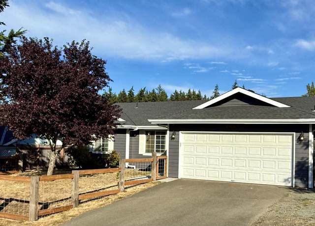 Property at 1417 S N St, Port Angeles, WA 98363, 3 beds, 2 baths