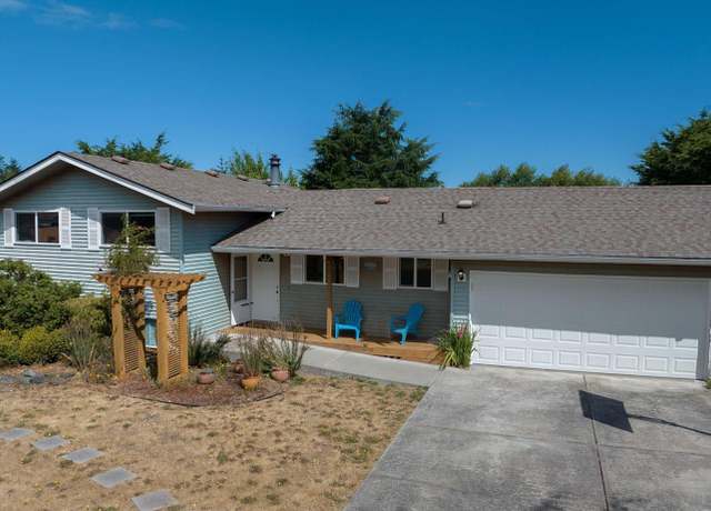 Property at 61 E Robert Pl, Sequim, WA 98382, 4 beds, 2 baths