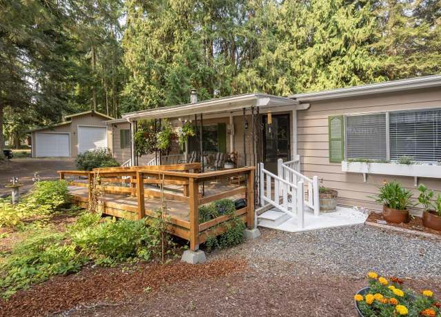 Property at 417 Dungeness Mdws, Sequim, WA 98382, 2 beds, 2.5 baths