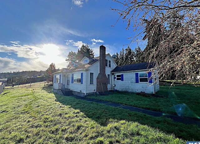 Property at 1408 S Sequim Ave, Sequim, WA 98382, 4 beds, 2 baths