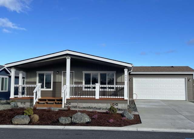 Property at 946 N Rock Rose Ave, Sequim, WA 98382, 2 beds, 2 baths