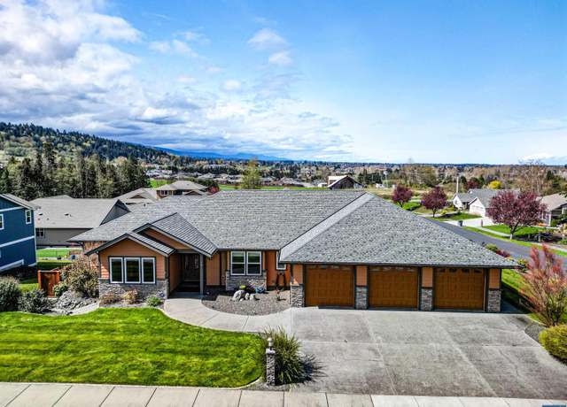 Property at 10 Sundae Dr, Sequim, WA 98382, 4 beds, 3.5 baths