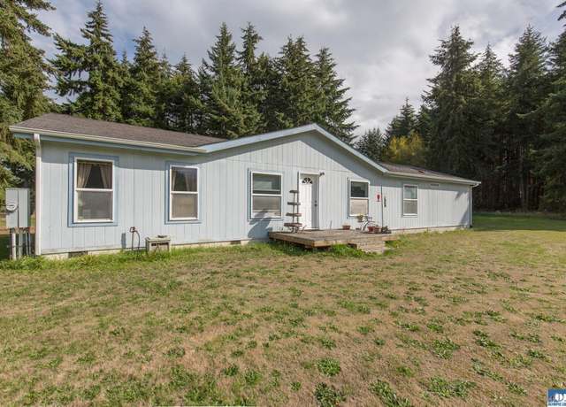 Property at 722 Lewis Rd, Port Angeles, WA 98362, 3 beds, 2 baths