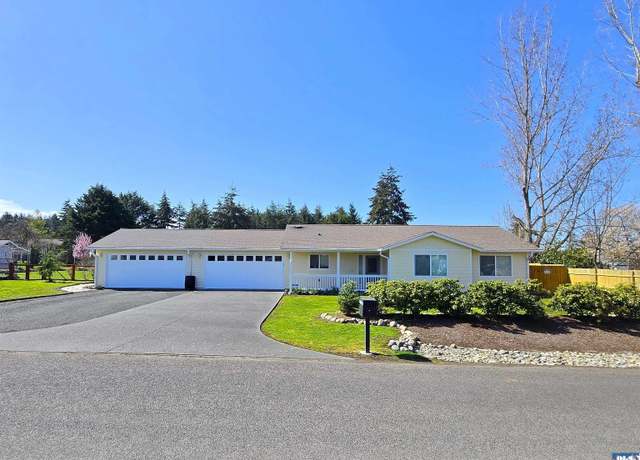 Property at 60 Falcon Rd, Sequim, WA 98382, 3 beds, 2 baths