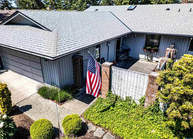 Property at 134 Hilltop Drive #C, Sequim, WA 98382, 3 beds, 2 baths