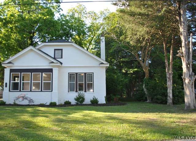 Property at 225 Bond St, Enfield, NC 27823, 2 beds, 1 bath
