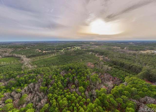 Property at 942 Old Poole Rd, Brodnax, VA 23920