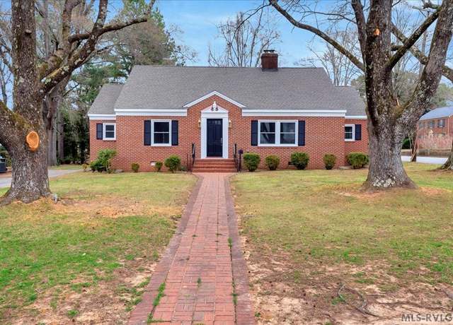 Property at 202 Chaptico Rd, South Hill, VA 23970, 3 beds, 2.5 baths