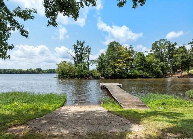 Property at 902 River Rd, Bracey, VA 23919, 3 beds, 2.5 baths