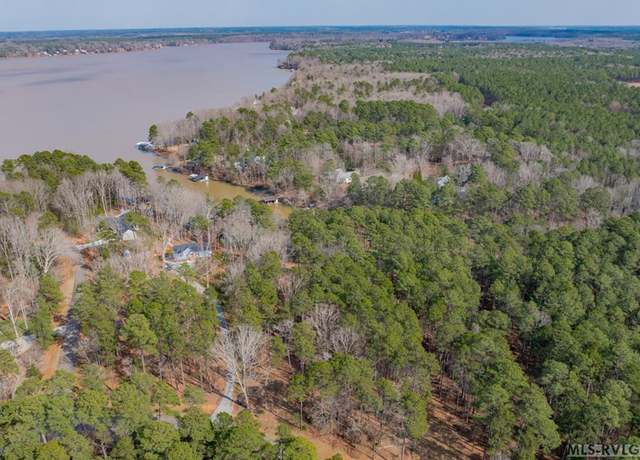 Property at 31 Thornton Dr, Boydton, VA 23917