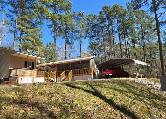 Property at 231/241 Looking Glass Trl, Bracey, VA 23919, 3 beds, 2 baths