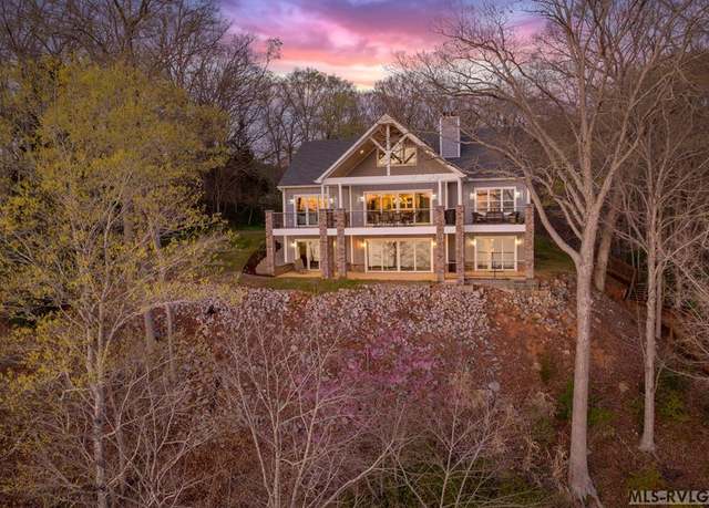 Property at 84 Lost Forest Rd, Bracey, VA 23919, 3 beds, 4.5 baths