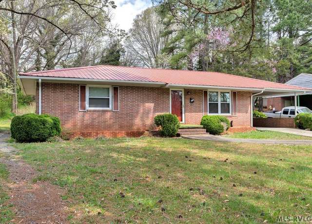 Property at 234 Jeffreys Ave, Chase City, VA 23924, 2 beds, 1 bath