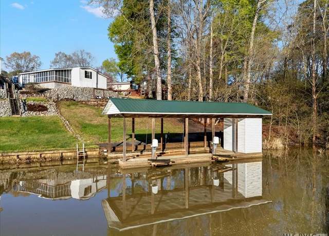 Property at 358 Eagle Trl, Bracey, VA 23919, 3 beds, 2 baths