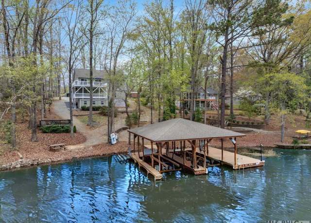 Property at 25 Cedar Ct, Bracey, VA 23919, 2 beds, 3 baths