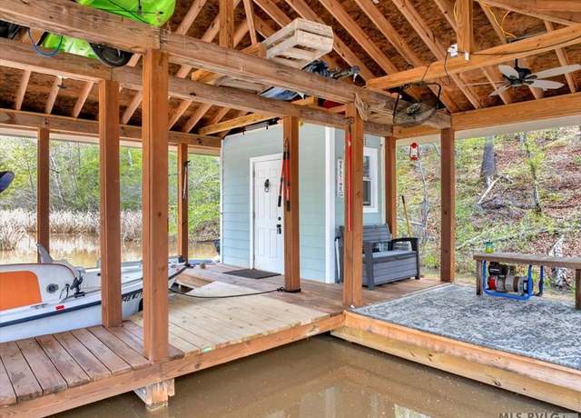 Property at 950 Starboard Dr, Bracey, VA 23919