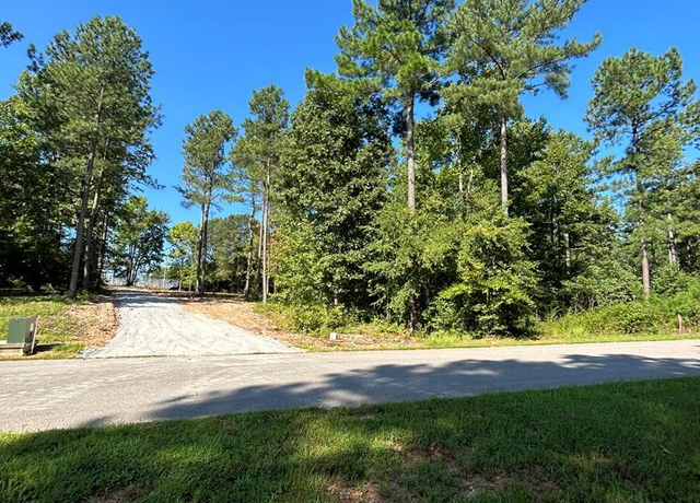Property at 50 Sail View Ln, Macon, NC 27551