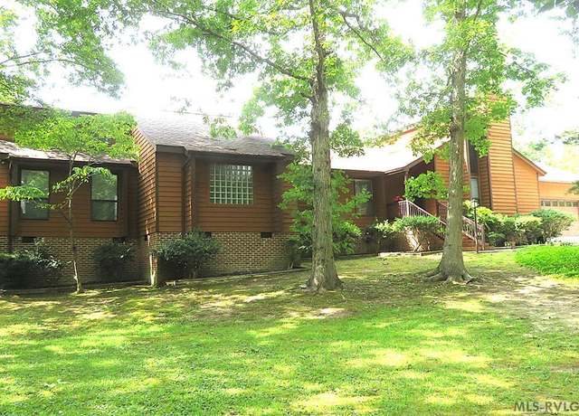 Property at 204 Rollingwood Rd, Roanoke Rapids, NC 27870, 4 beds, 3 baths