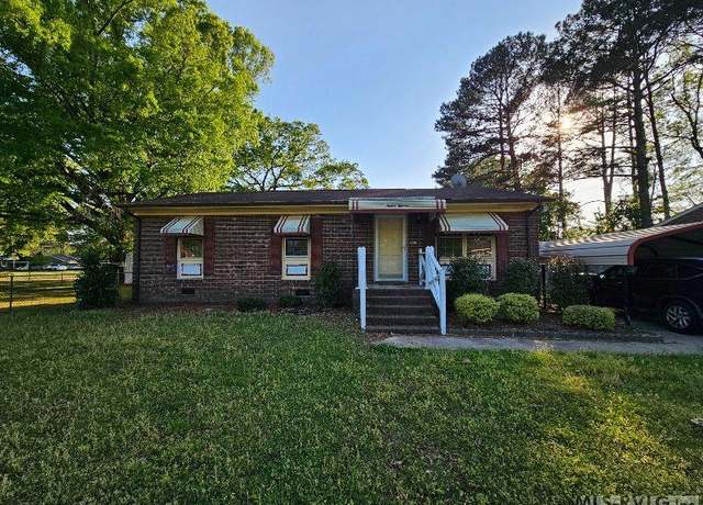Property at 1211 Crew St, Roanoke Rapids, NC 27870, 3 beds, 1 bath