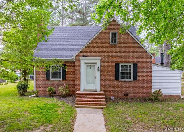 Property at 208 Todd St, Emporia, VA, 3 beds, 2 baths