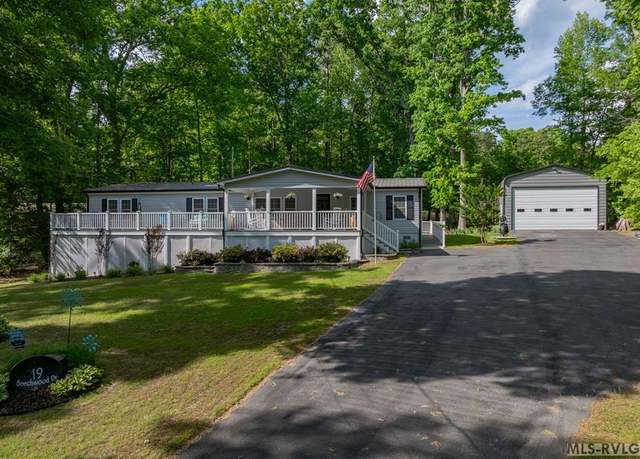 Property at 19 Beechwood Dr, Bracey, VA 23919, 3 beds, 2 baths
