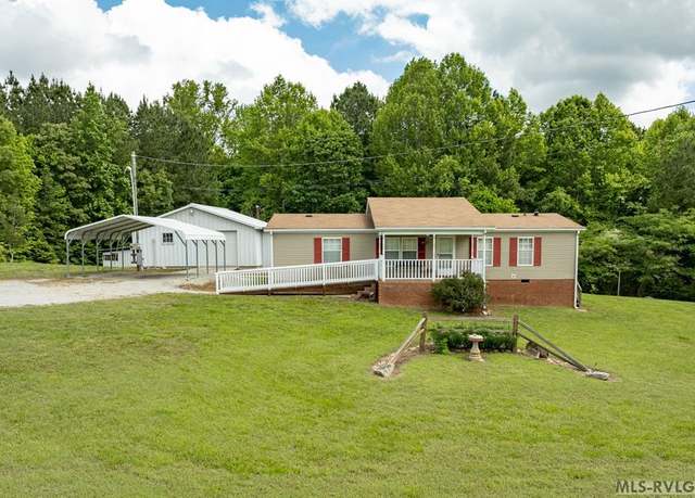 Property at 524 Boxwood Rd, South Hill, VA 23970, 3 beds, 2 baths