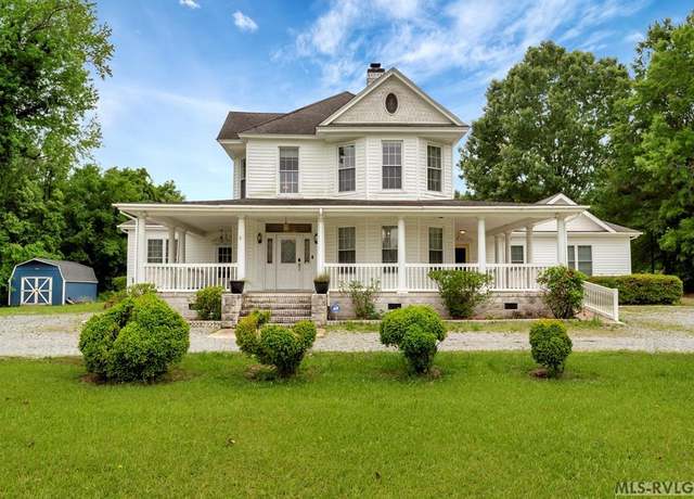 Property at 3011 Hwy 158, Roanoke Rapids, NC 27870, 5 beds, 2.5 baths