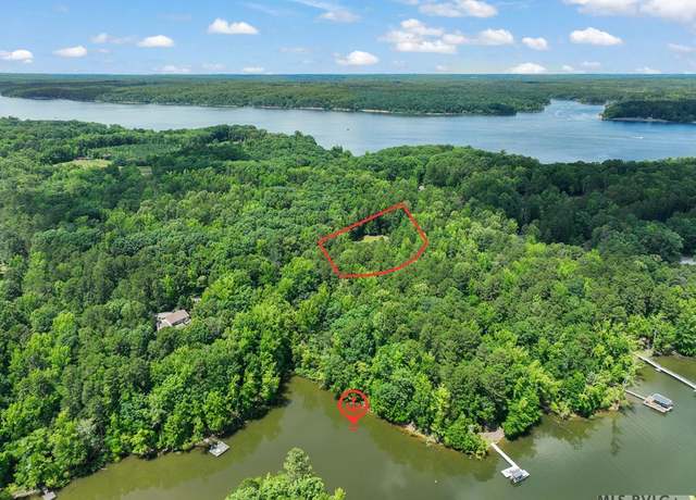 Property at 1-3 Cedar Point Ln, Buffalo Junction, VA 23927