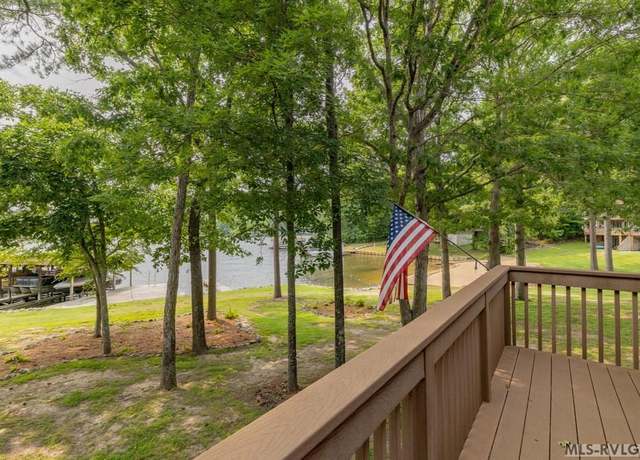 Property at 318 Sandy Trace Dr #28 Dr, Henrico, NC 27842, 2 beds, 3.5 baths