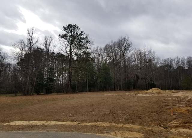 Property at 27 Mulberry Cir, Roanoke Rapids, NC 27870