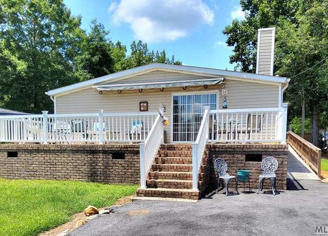 Property at 65 Elkhorn Trl, Bracey, VA 23919, 3 beds, 2 baths