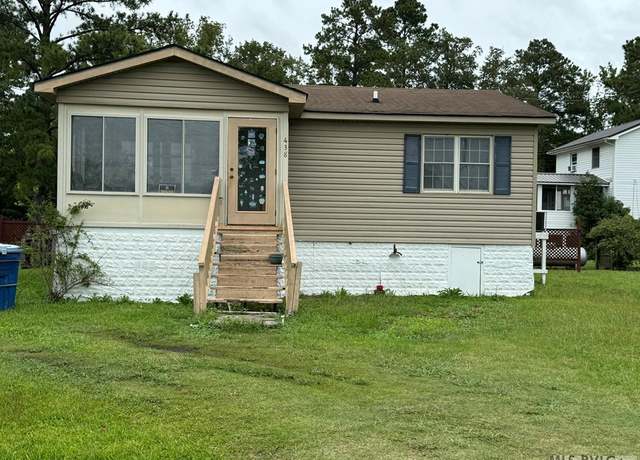 Property at 438 W Pungo St, NC 27810, 3 beds, 1 bath
