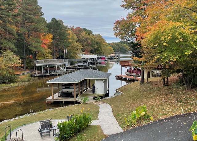 Property at 1057 Great Creek Dr, Bracey, VA 23919, 2 beds, 3 baths