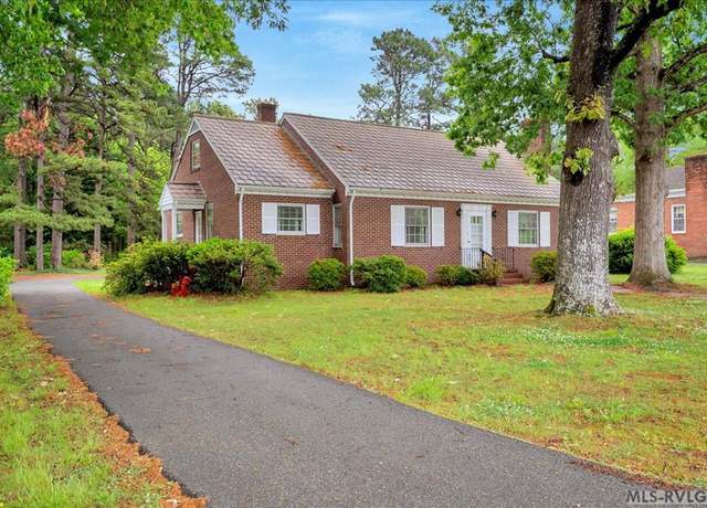 Property at 2442 Nottoway Blvd, Victoria, VA 23970, 3 beds, 1.5 baths